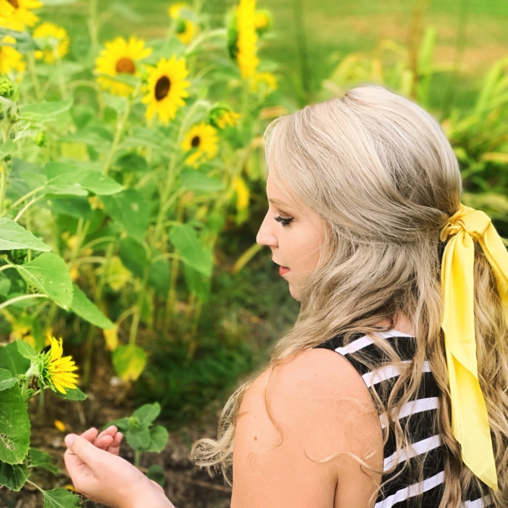 Meet your Posher, Alexia